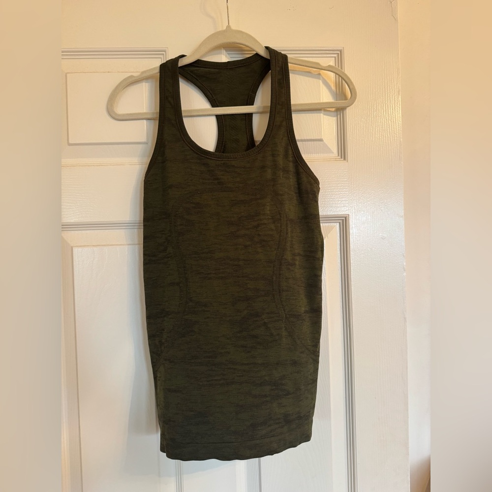 Lululemon Swiftly Tech Racerback - Picture 2 of 5